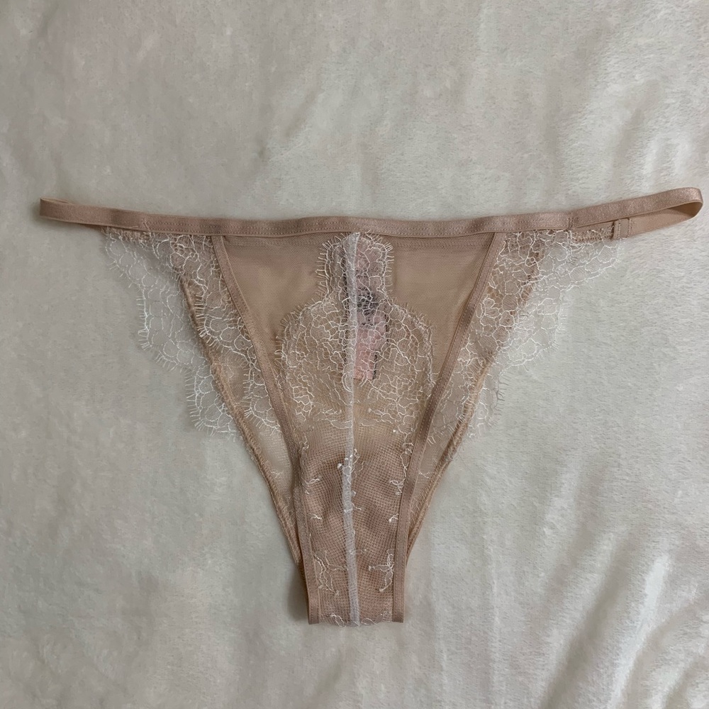 Victoria’s Secret Panty Size Medium